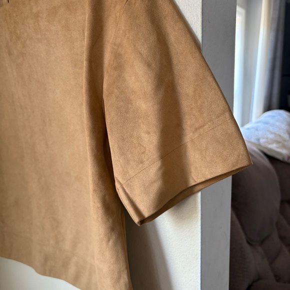 UNIQLO Tan Suede Women's Top NWOT - Picture 4 of 6